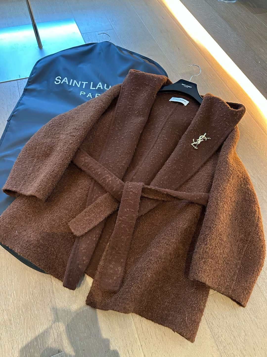 Saint Laurent