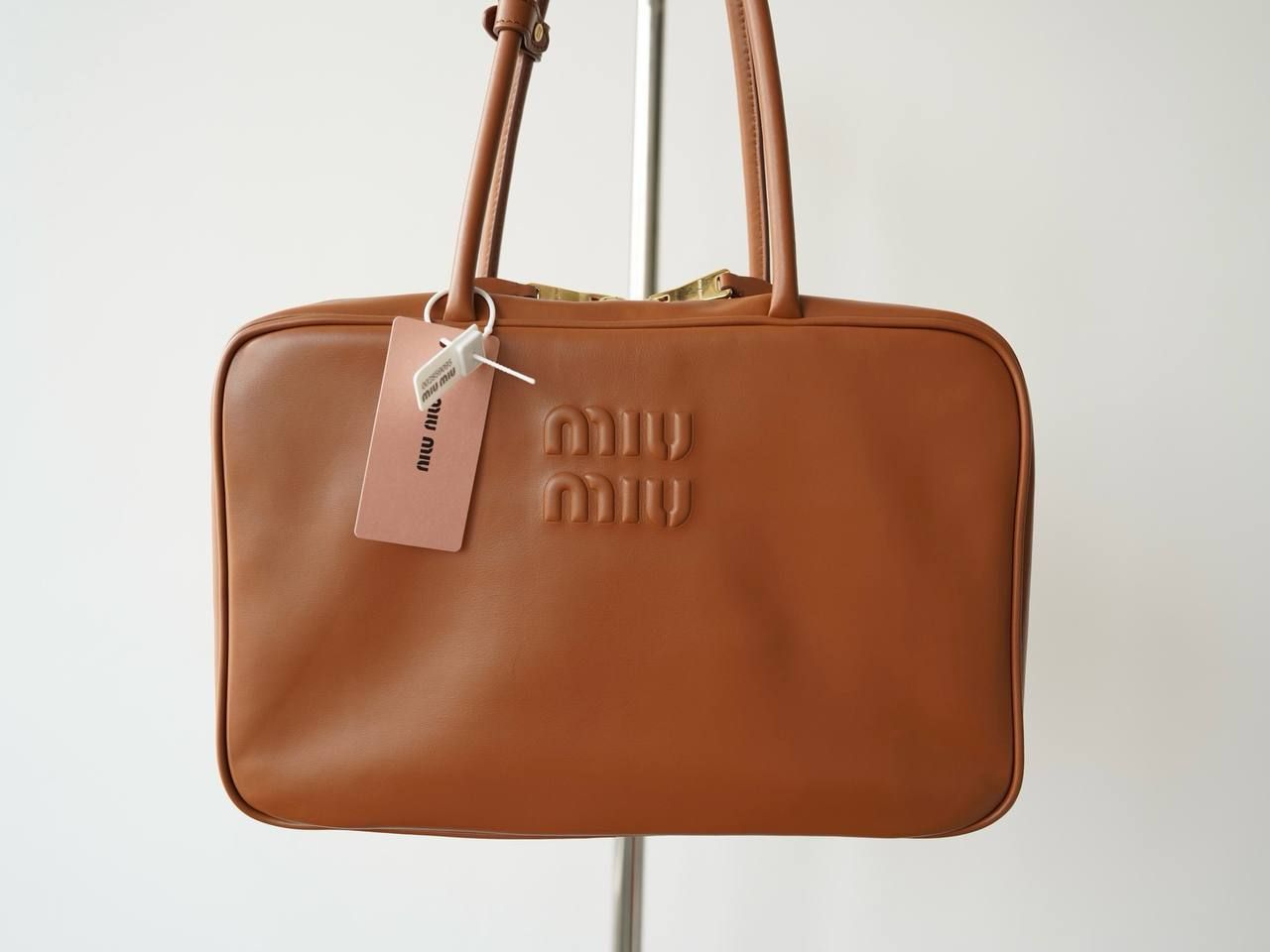 Сумка-портфель Beau от Miu Miu